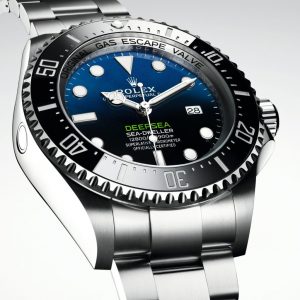 Rolex Deepsea Sea-Dweller Ref. 126660 Dive Watch First Look